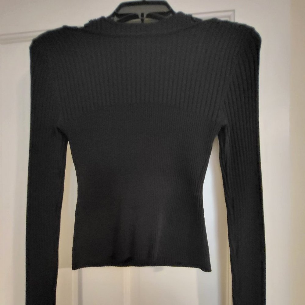 Olivaceous Black Ribbed Long Sleeve Sweater size Small - Picture 2 of 3